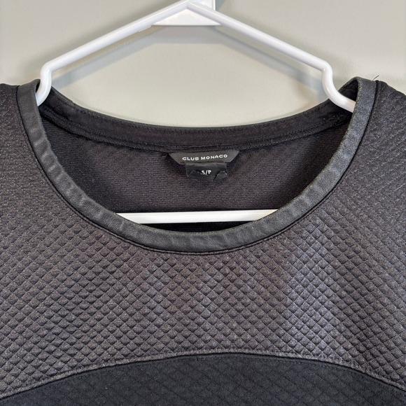 Club Monaco Quilted Texture Short Sleeve Top Chic Black Women's Small - Picture 4 of 8